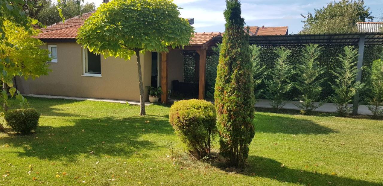 Apartment Lena Nikšić Exterior foto